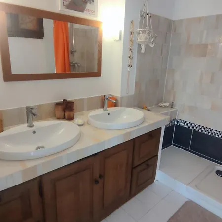 De Maison T3 Sur Jardin - Appartement Carqueiranne