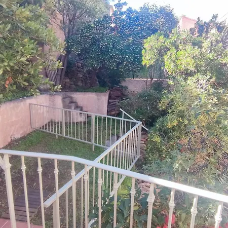 Appartement De Maison T3 Sur Jardin - *