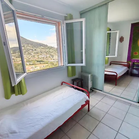 Appartement De Maison T3 Sur Jardin -